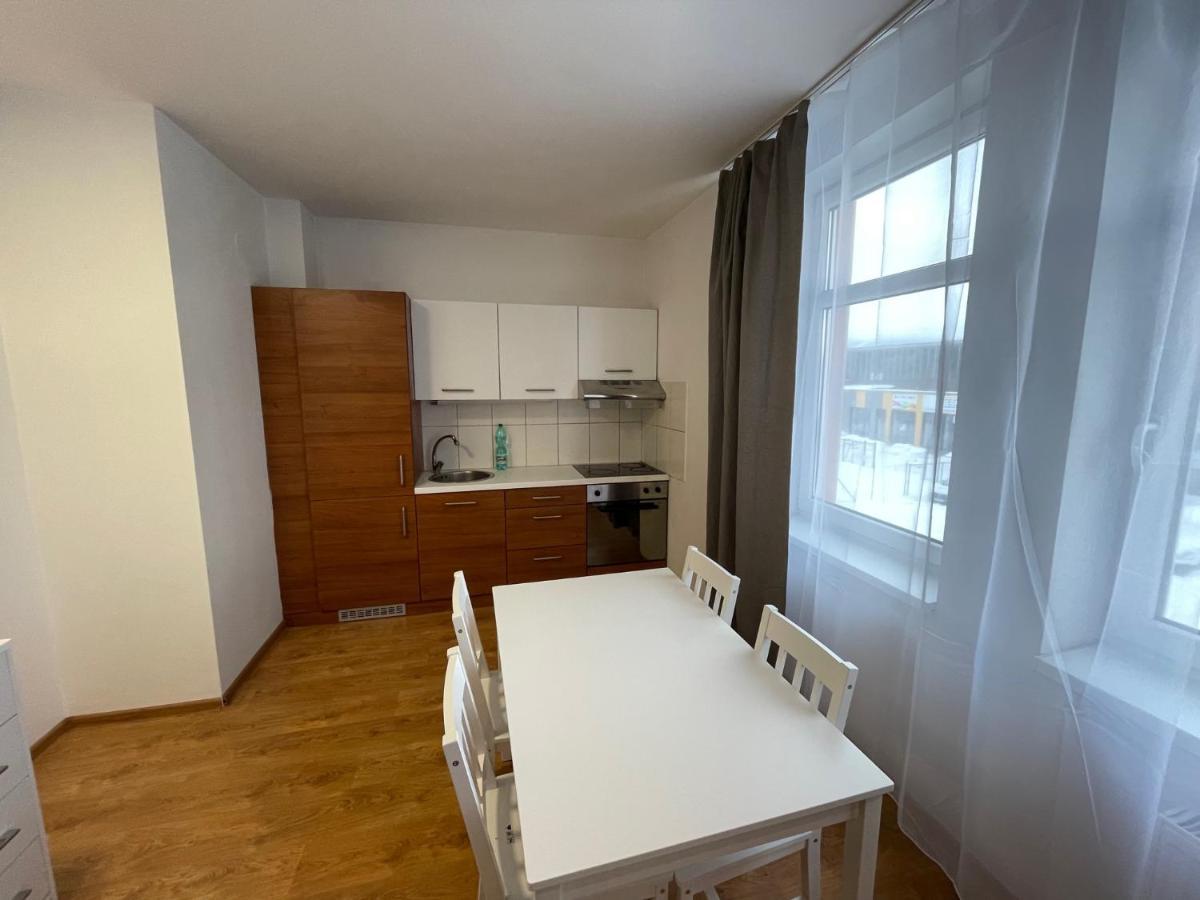 2 Room Apartment - Apartmany Chopok Liptovský Mikuláš المظهر الخارجي الصورة