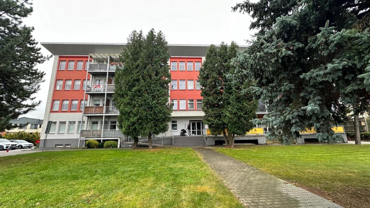 2 Room Apartment - Apartmany Chopok Liptovský Mikuláš المظهر الخارجي الصورة